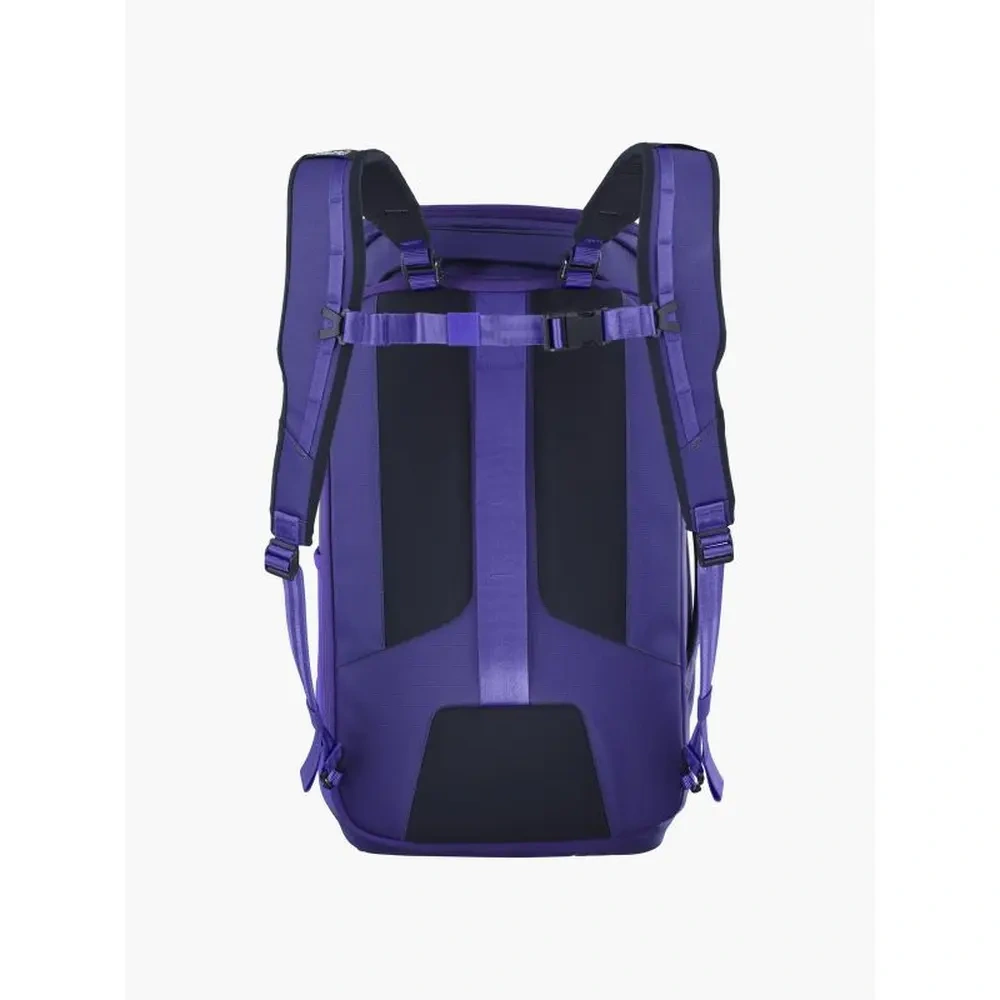 xlarge-clean_11c8e496bce562de.webp