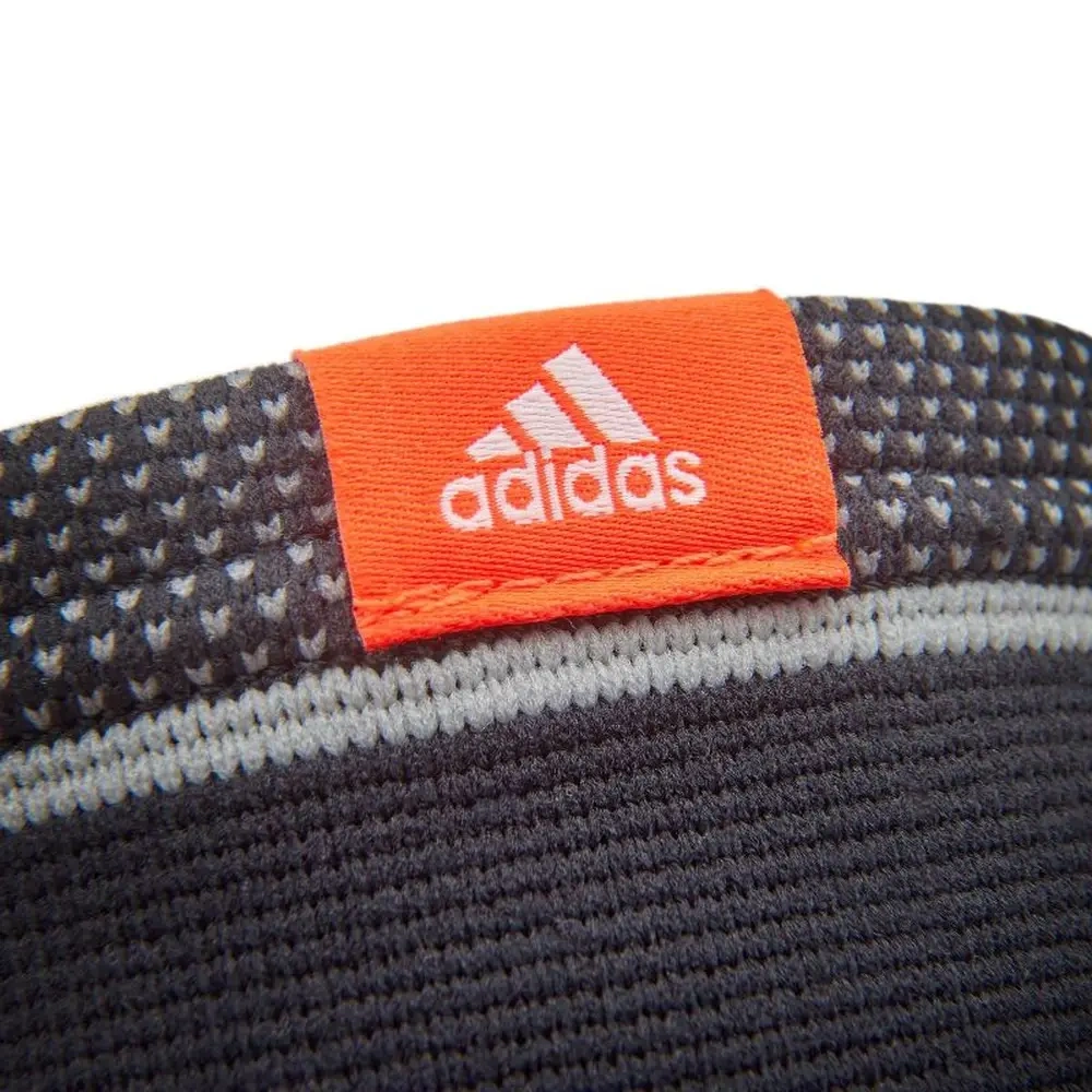 xlarge-clean_1b6146d70b7a0d1b.webp