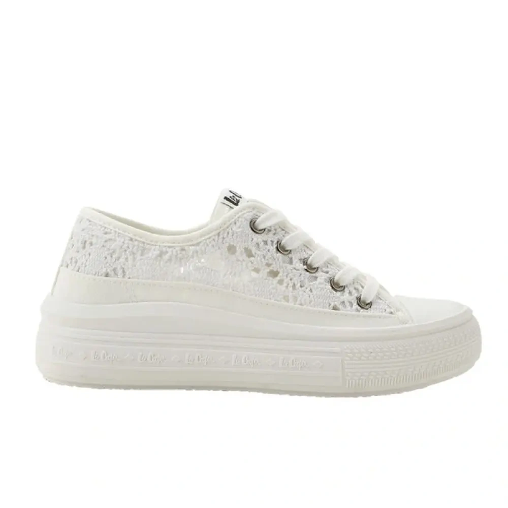 xlarge-clean_20c78773f8b620a1.webp