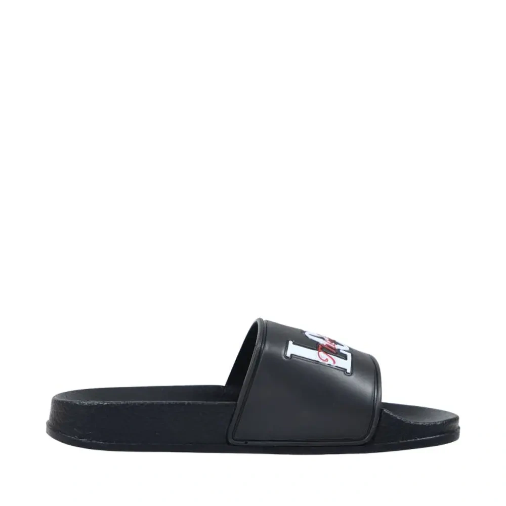 xlarge-clean_2249d185ea1b33e6.webp