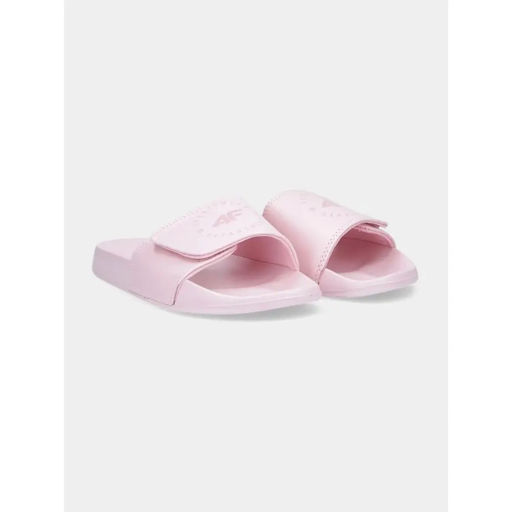 xlarge-clean_2c289f95896df6b0.webp