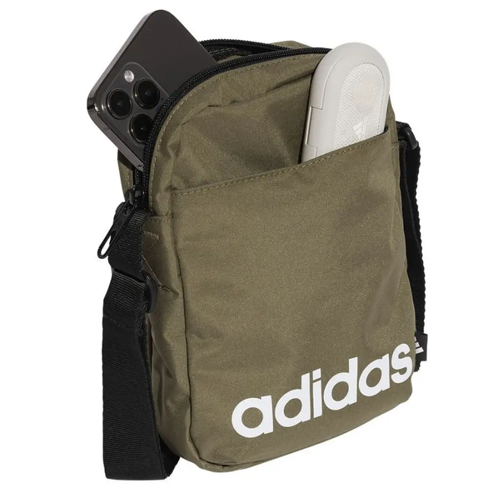 xlarge-clean_2cac6227ae10e98c.webp