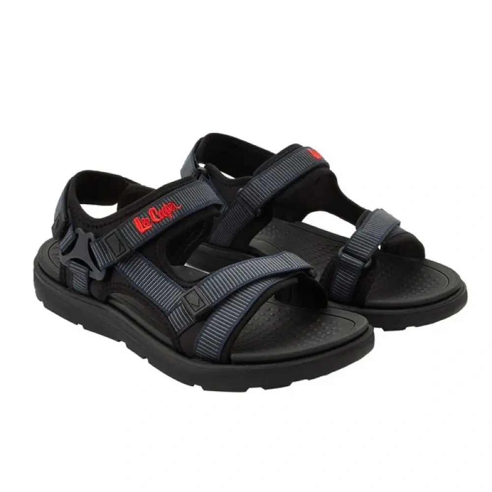 xlarge-clean_2f311886e85764b6.webp