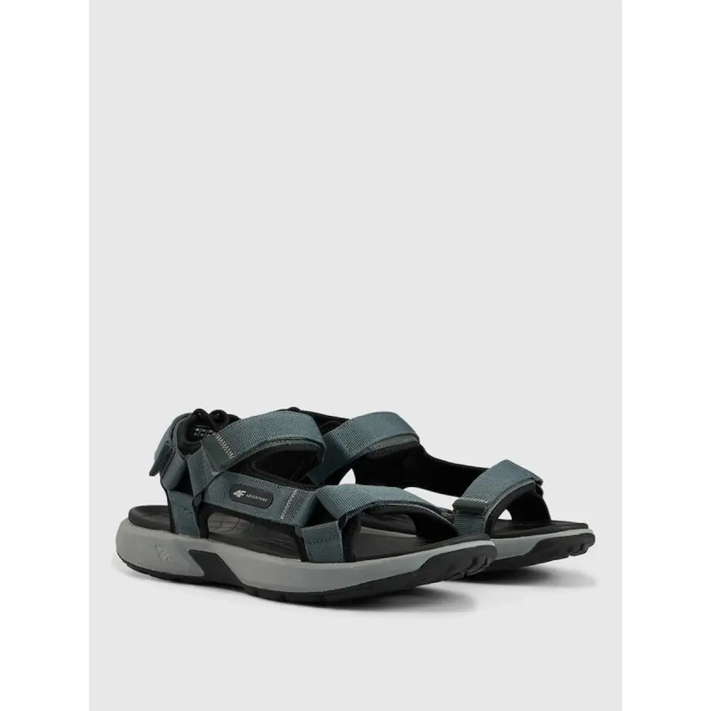 xlarge-clean_31809249aebbe3e0.webp