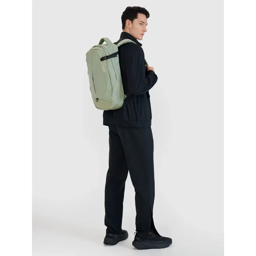 xlarge-clean_387942cff0dc6fdd.webp