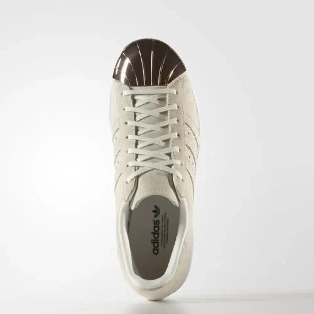 xlarge-clean_3ed87beb8008122e.webp