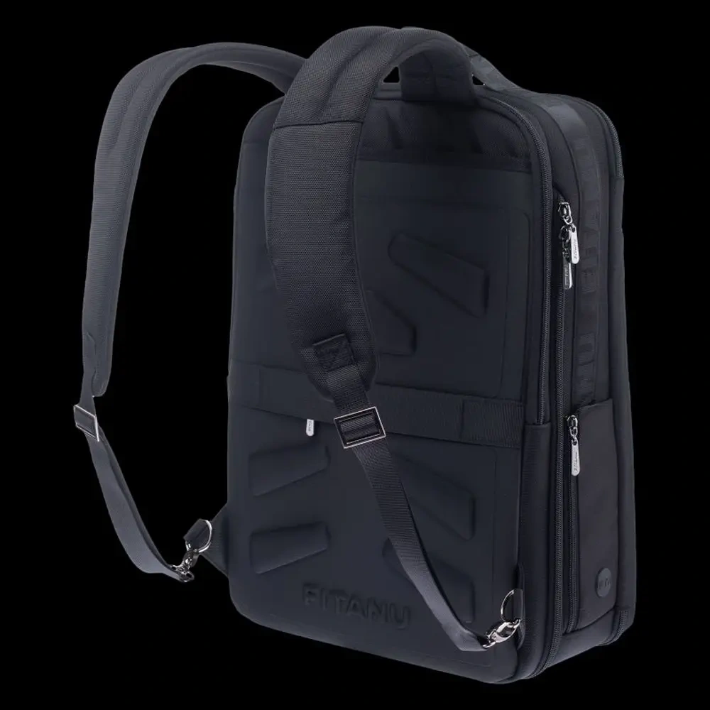 xlarge-clean_4560533d5e951ab9.webp