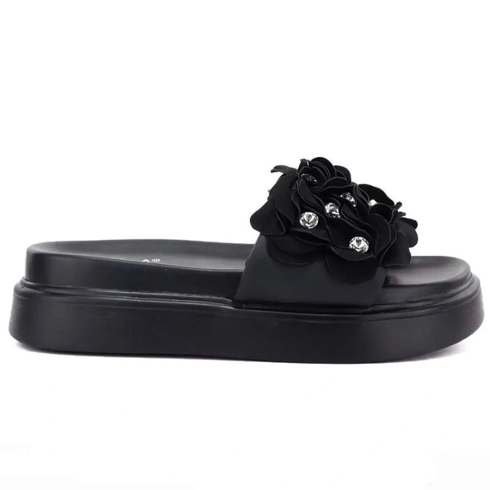 xlarge-clean_51f9b9ad980bf2e1.webp