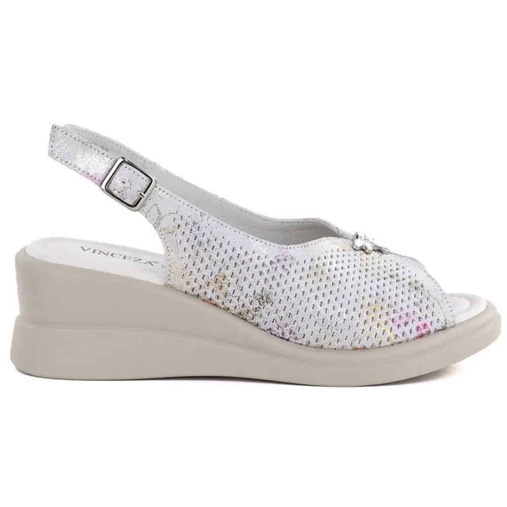 xlarge-clean_584eb53d794f90b6.webp