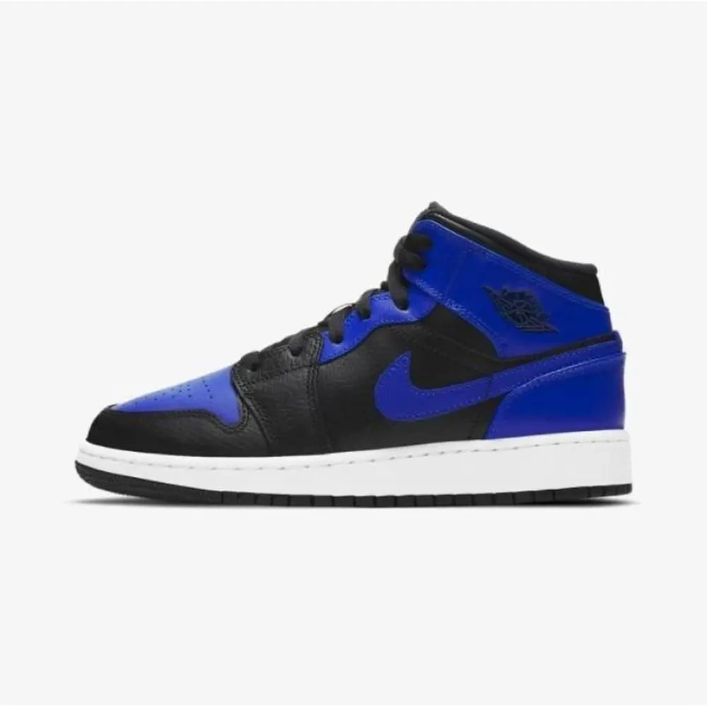 xlarge-clean_594f2196df476b5f.webp