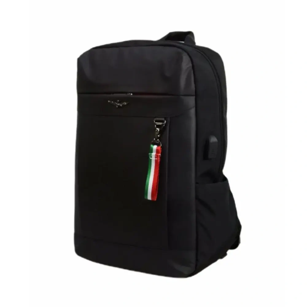 xlarge-clean_684dd014c04782d5.webp