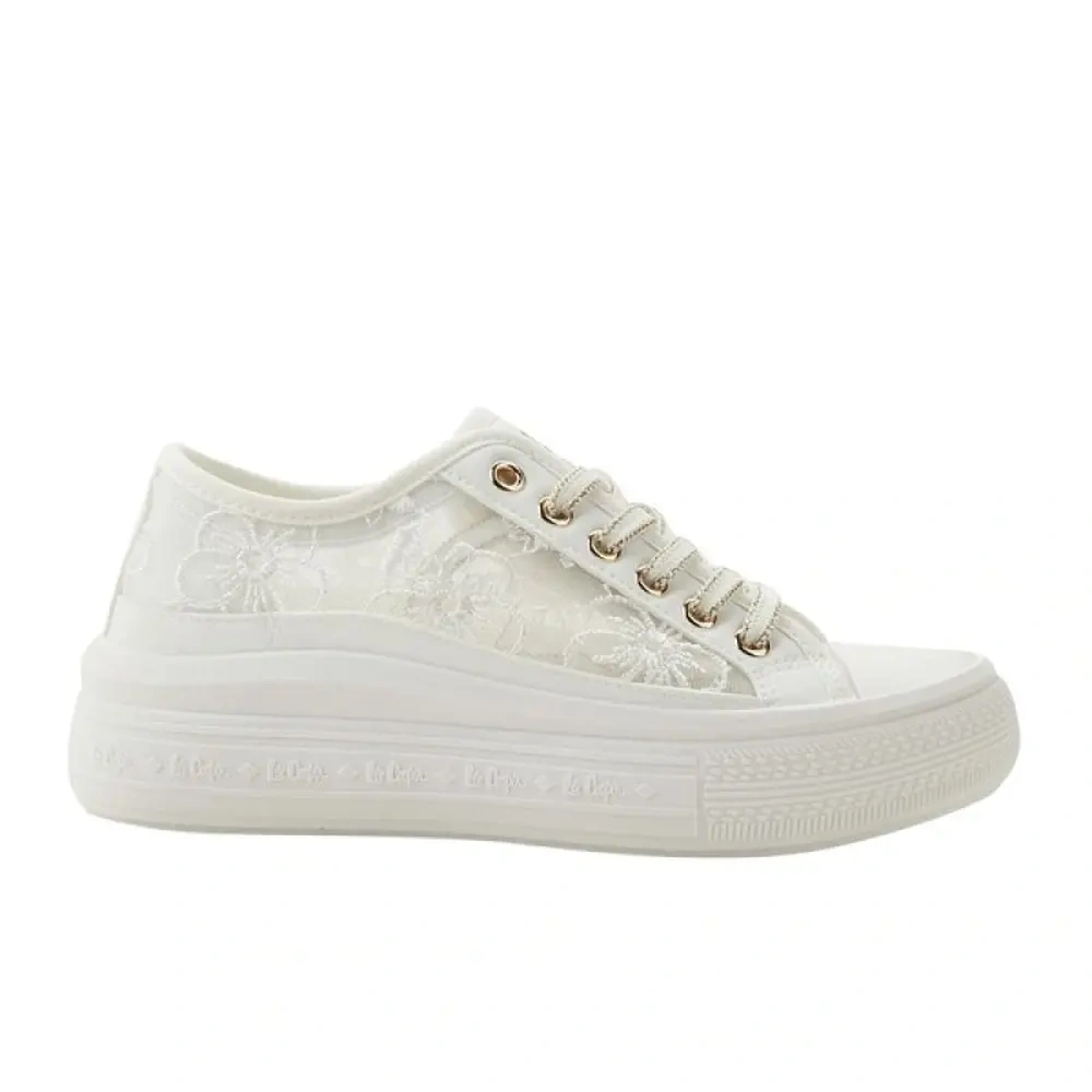 xlarge-clean_74d1ada1b6c16f6f.webp