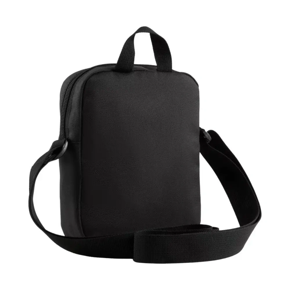 xlarge-clean_7b28af4294c63bc7.webp