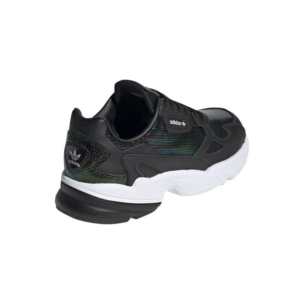 xlarge-clean_8f8a66c62b465a2b.webp