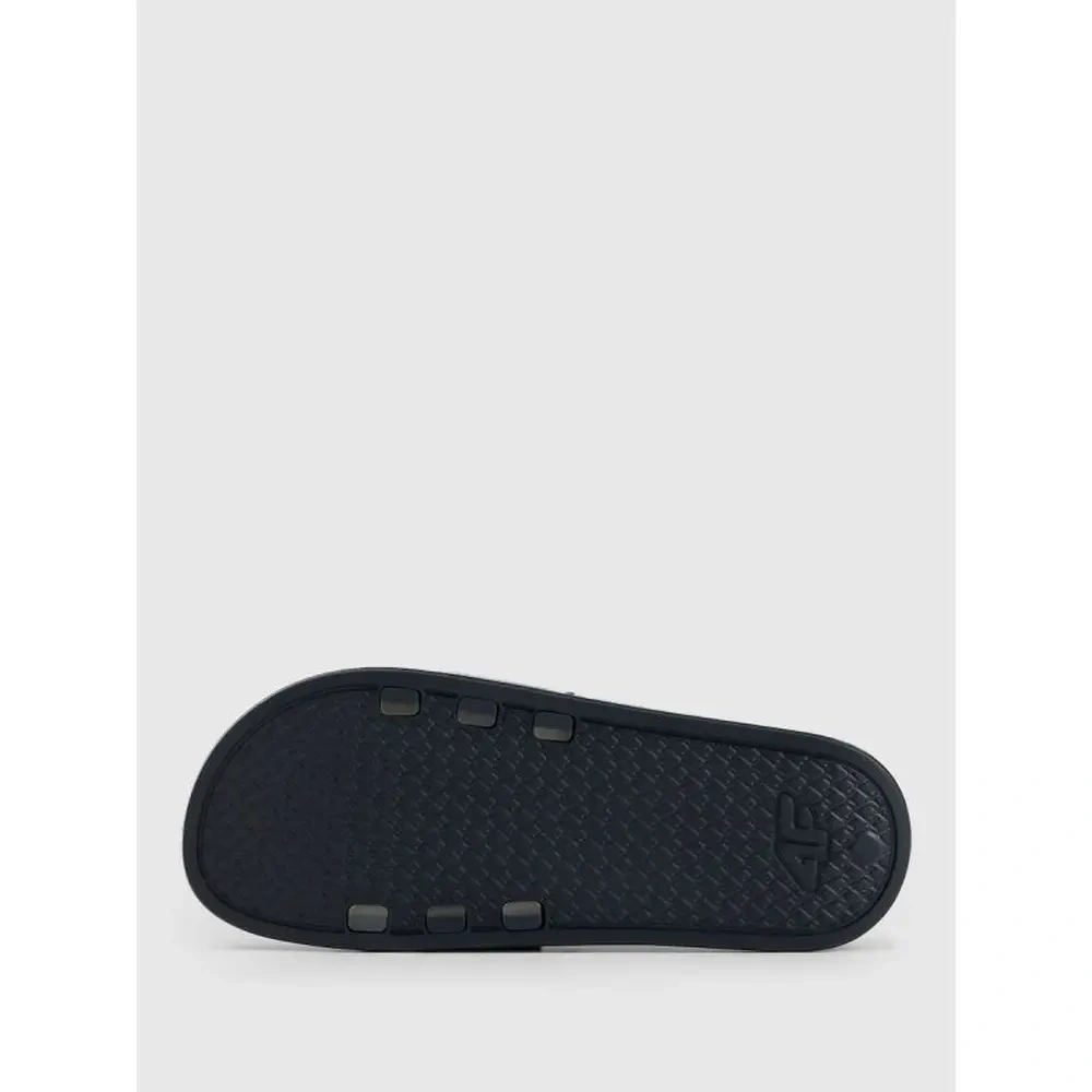 xlarge-clean_9156a25c818775da.webp