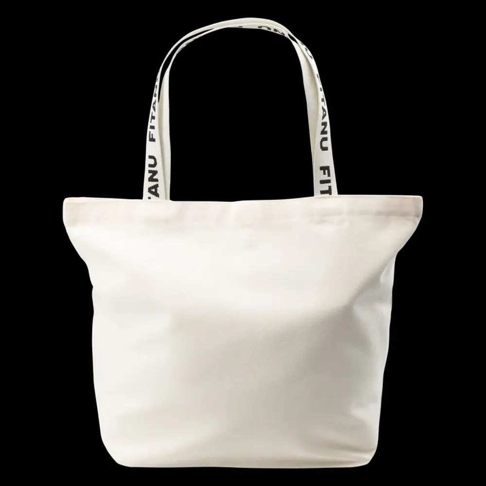 xlarge-clean_946dd34943cedcba.webp