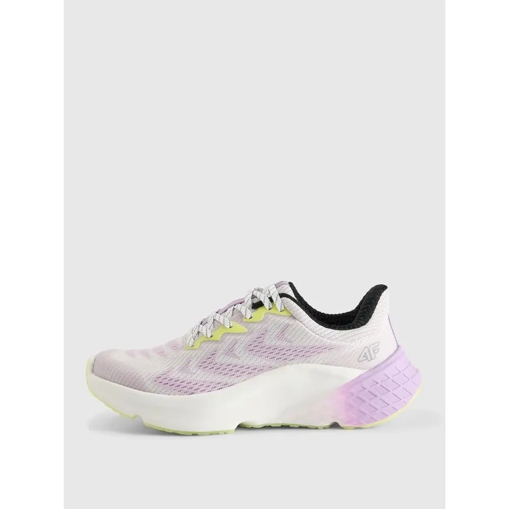xlarge-clean_9570a39c47f39fcd.webp
