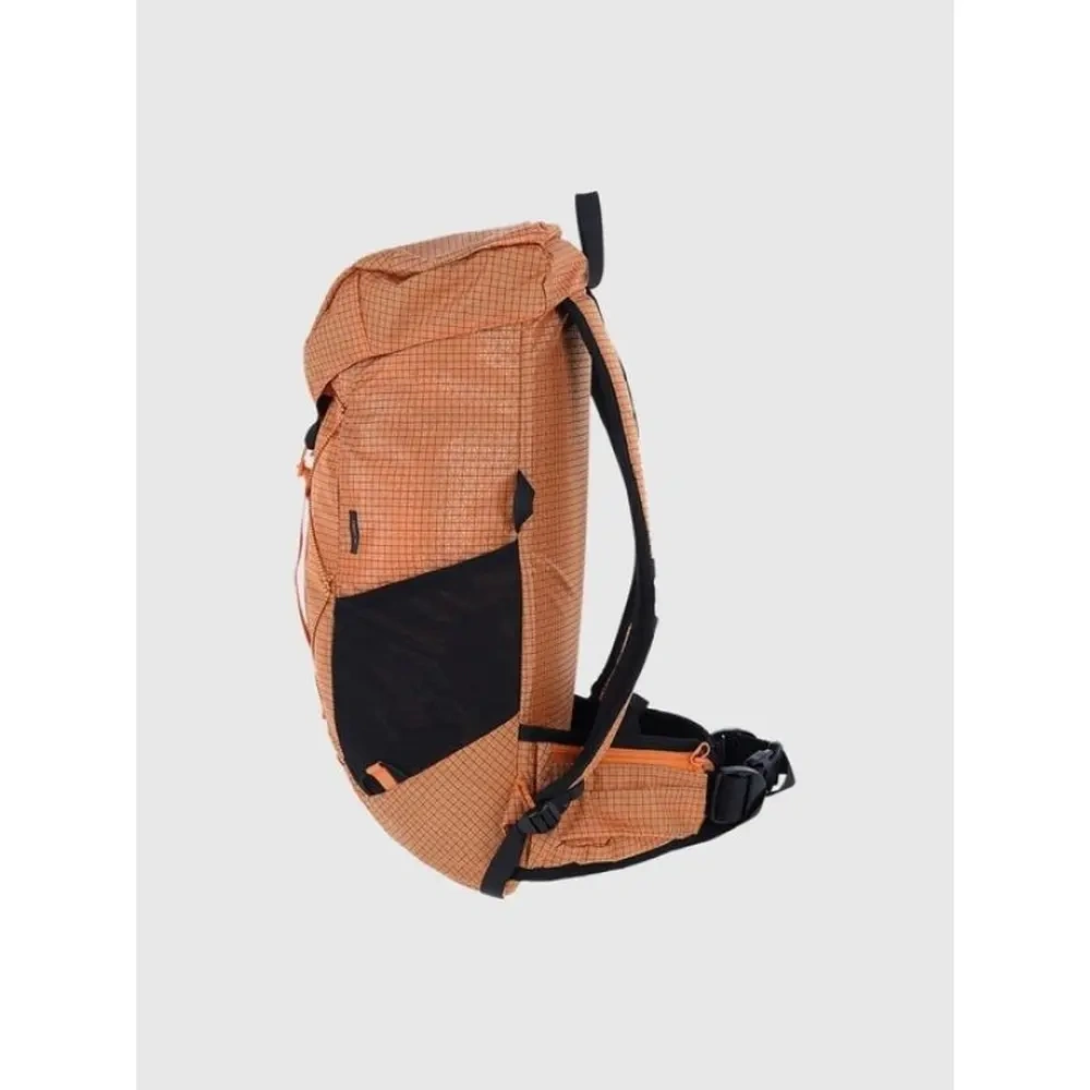 xlarge-clean_9bb481136ded051b.webp