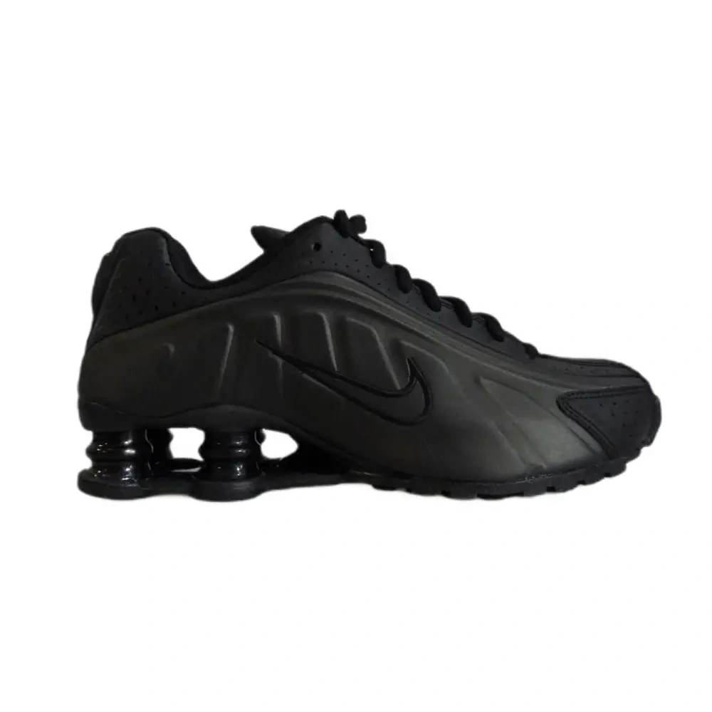xlarge-clean_aac9f61661f2ba65.webp