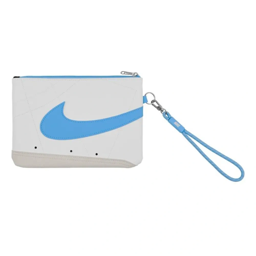 xlarge-clean_bc2327498a27972d.webp