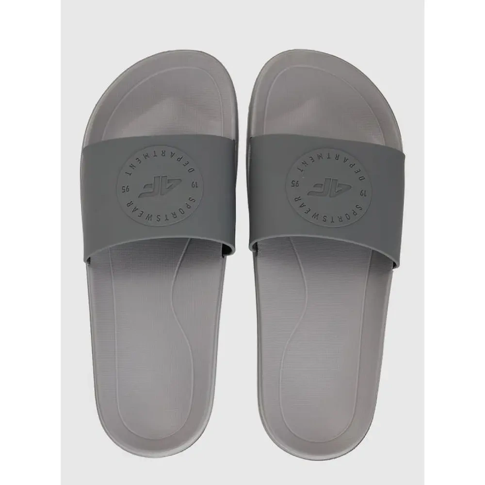 xlarge-clean_c6549fc5afed850c.webp