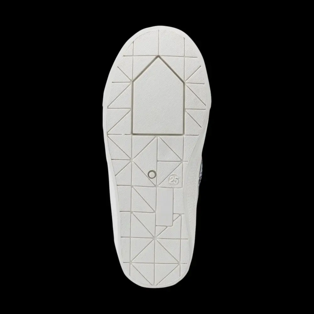 xlarge-clean_c956fe0094ffff4d.webp