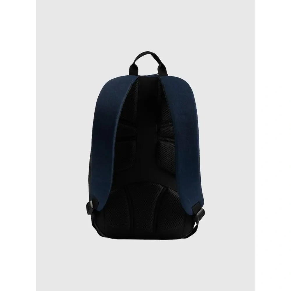 xlarge-clean_d08272a7f6430194.webp