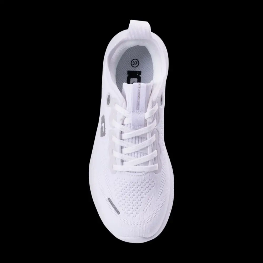 xlarge-clean_d9cec5f562eac3ee.webp
