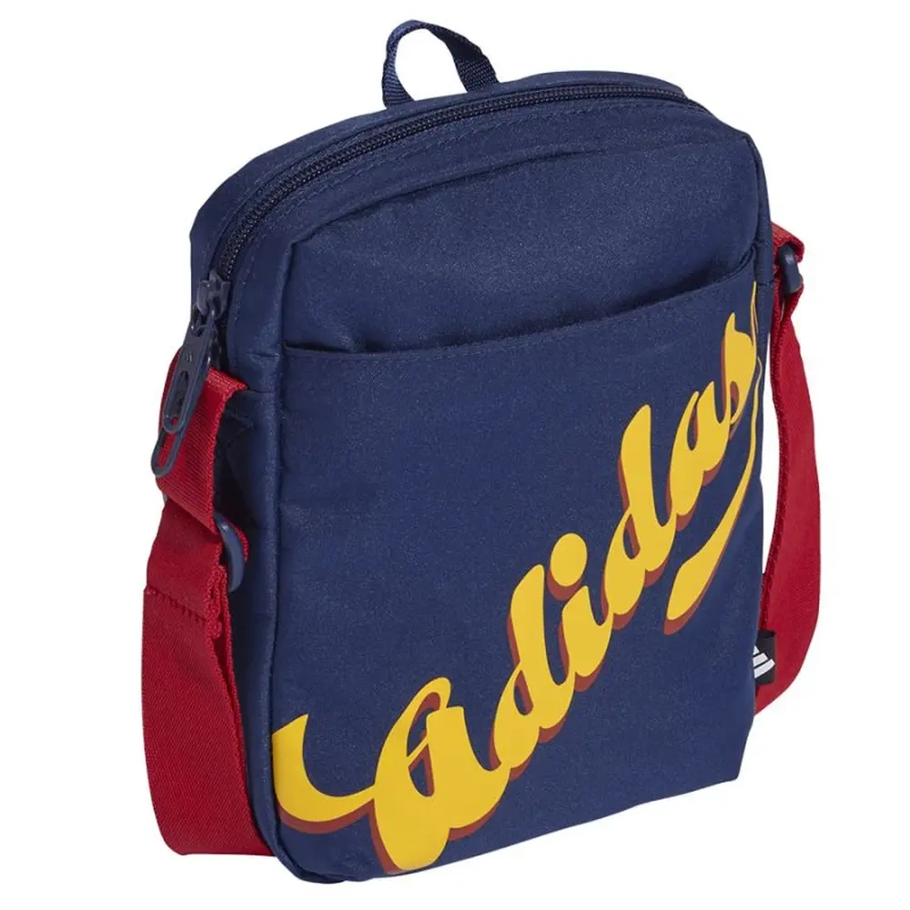 xlarge-clean_e61285d1d7ace2b9.webp