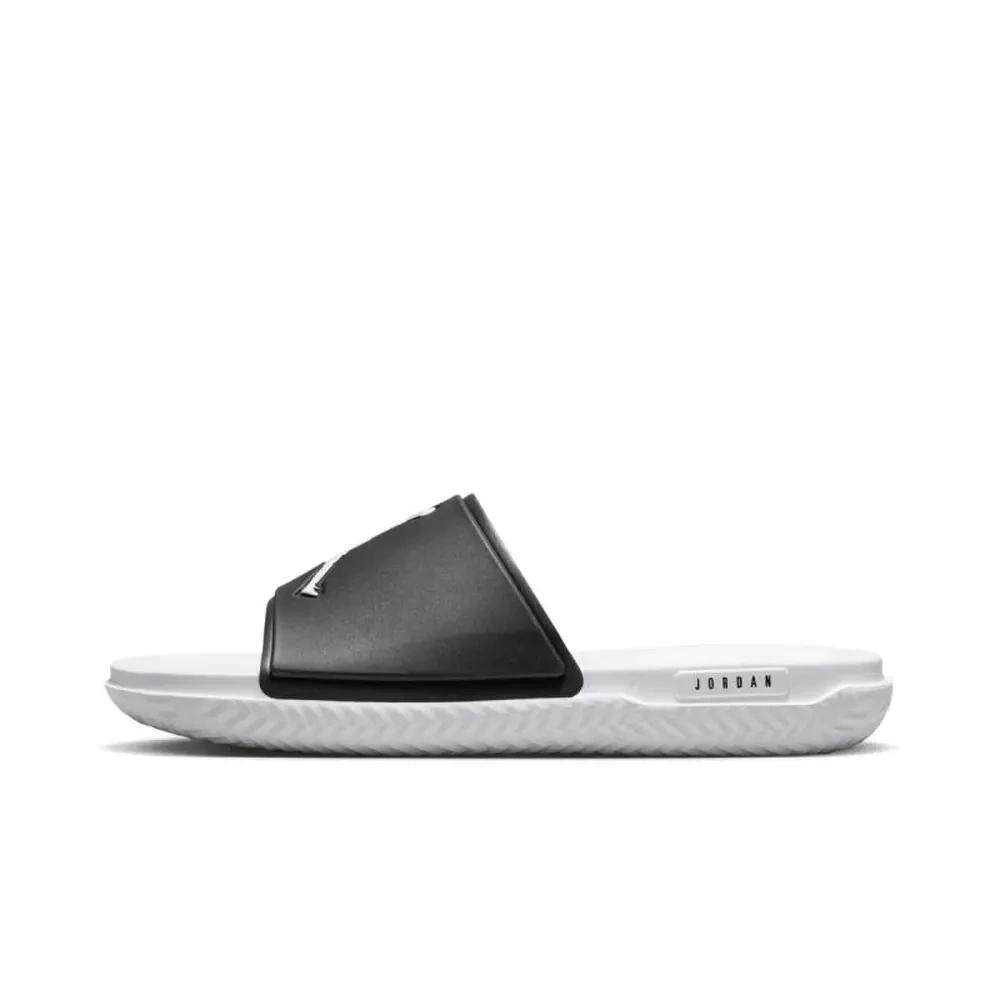xlarge-clean_ebf582c004193c3a.webp