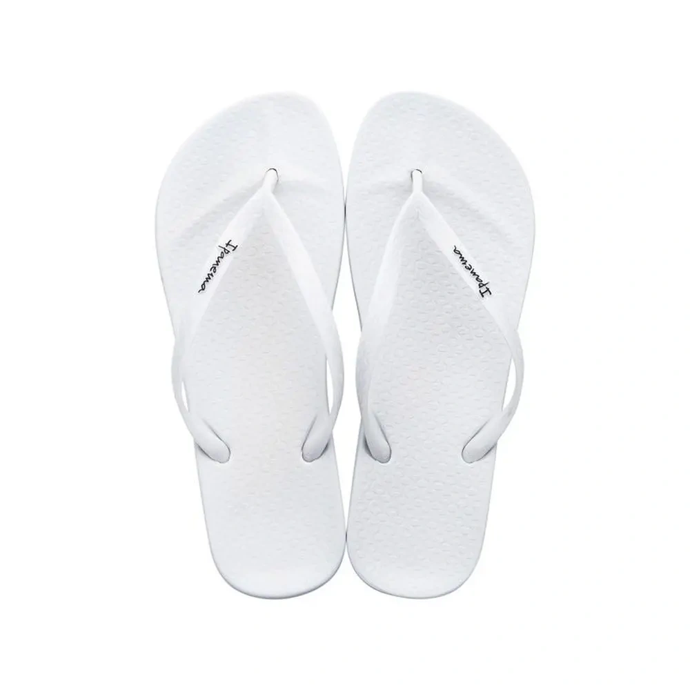 xlarge-clean_fcd1349e58c27e51.webp