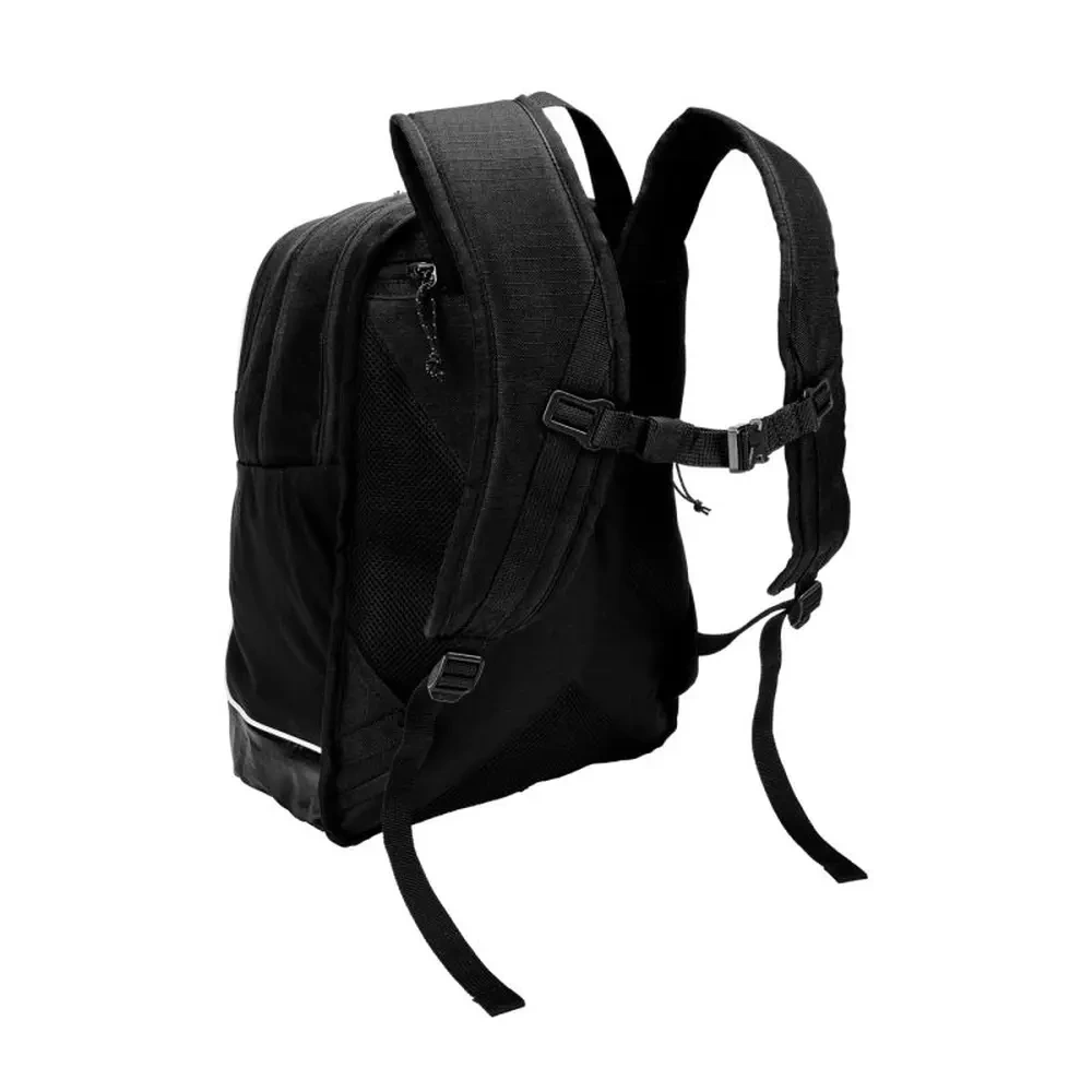 xlarge-clean_fe0a6931717bc341.webp