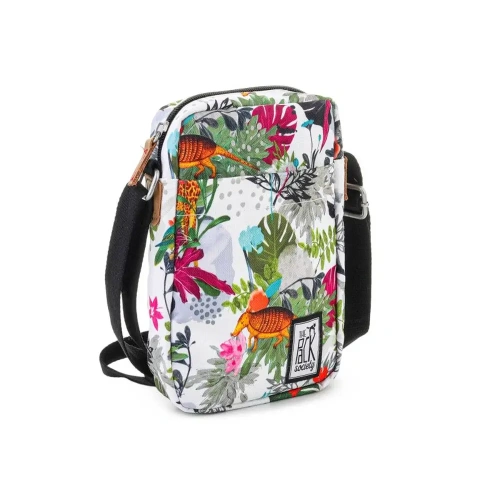 xlarge-clean_5a117f843bf6ca9e.webp