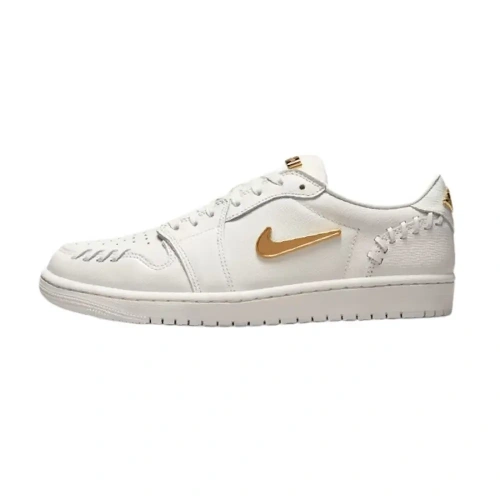 xlarge-clean_75113100ff99325f.webp