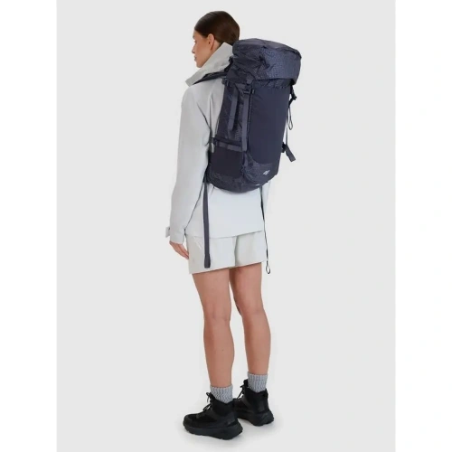 xlarge-clean_8e54e6f6d7e26b1e.webp