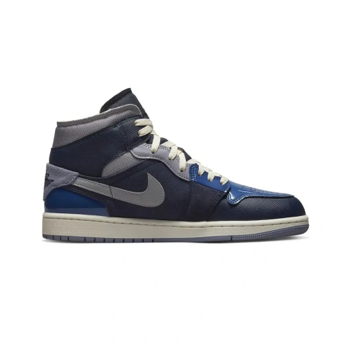 xlarge-clean_c0d319dc40b0cb3b.webp